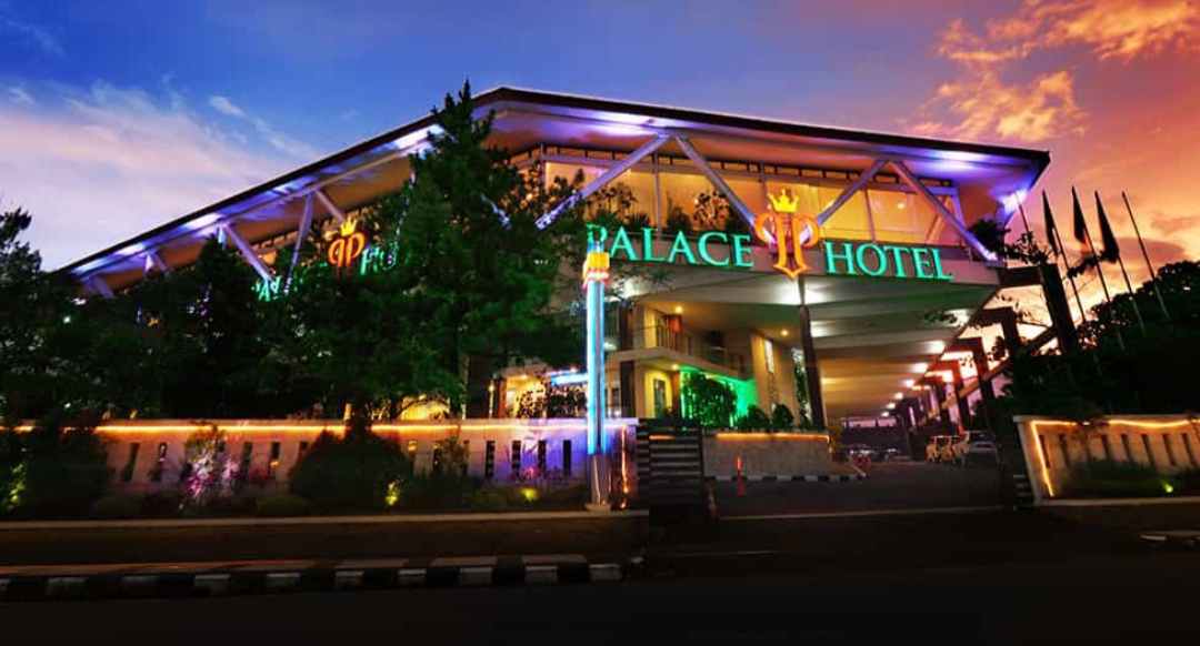 Holiday Palace Hotel & Resort khu nghỉ dưỡng sang trọng